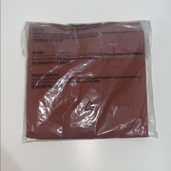 SHOP DORDOR Women's Soft Jersey Knit Scoop Tank - Picture 3 of 3